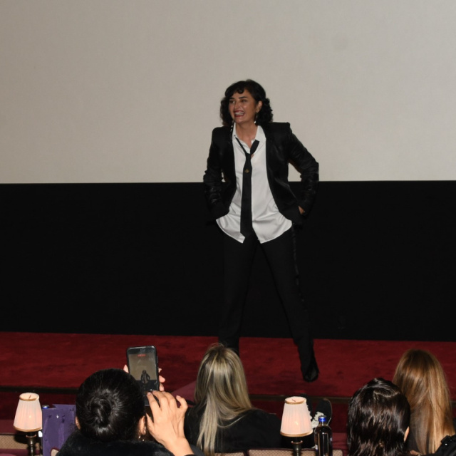 Fadik Sevin Atasoy'dan ilk yönetmenlik deneyimi