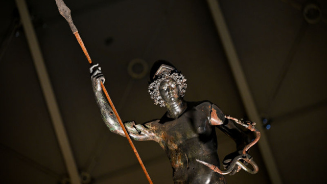 2 bin yıllık Mars heykeline seyir platformu