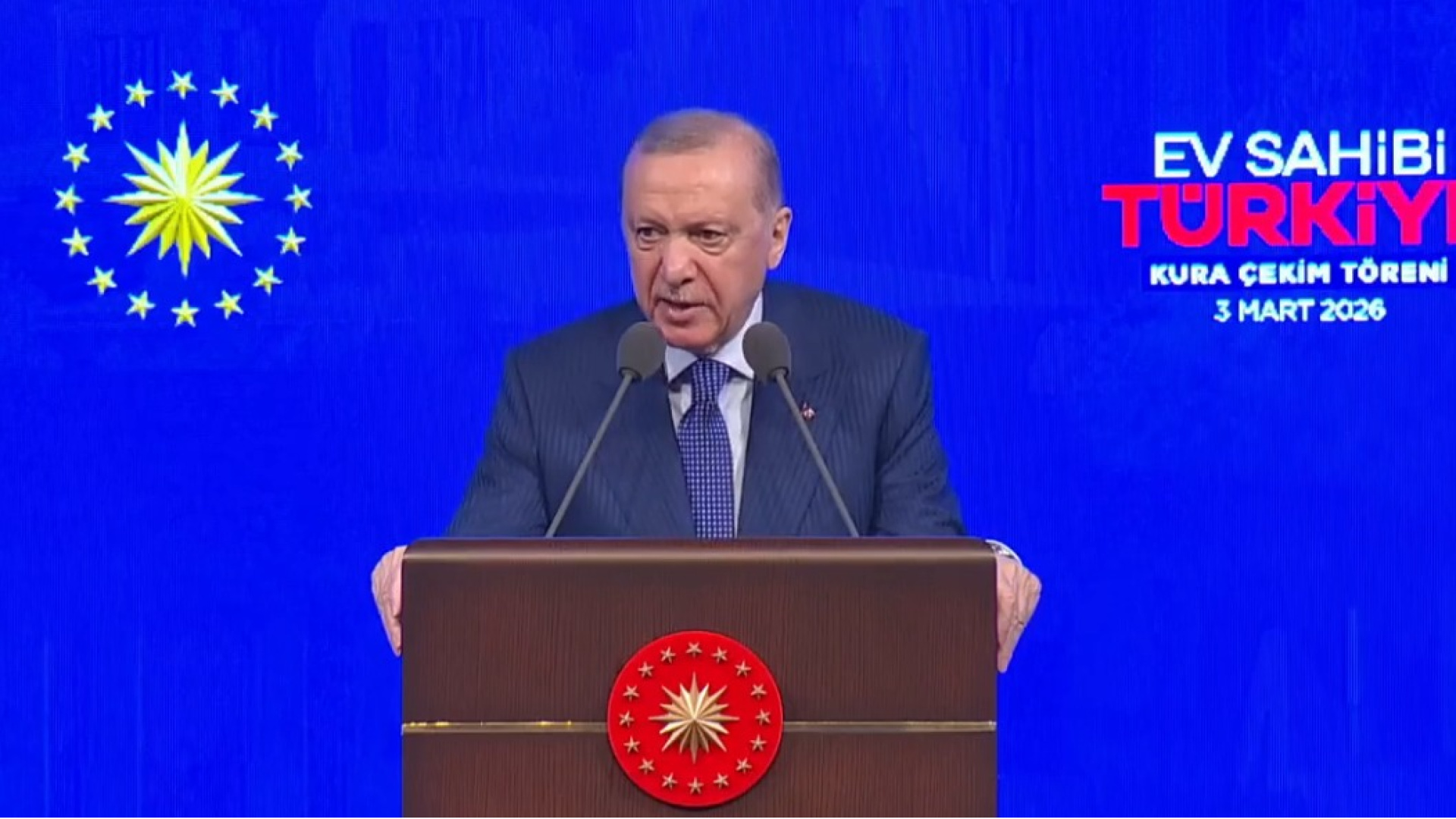 Cumhurbaşkanı Erdoğan'dan Öğretmen Saldırısı ve Konut Projesi Hakkında Açıklamalar