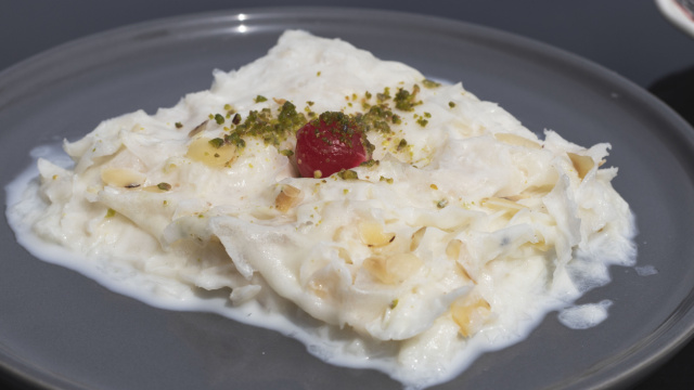 Evde güllaç yufkası nasıl yapılır?