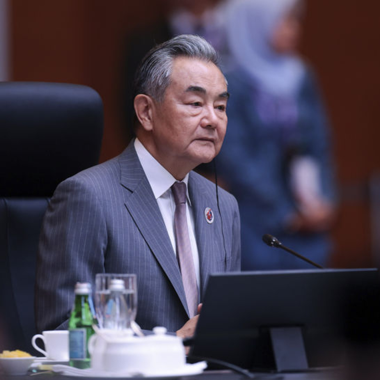 Çin'den İsrail'e: Güç problemleri çözmez