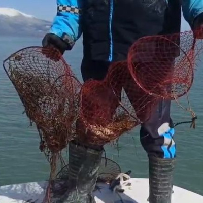 Eğirdir Gölü'nde kaçak pinterlere el konuldu