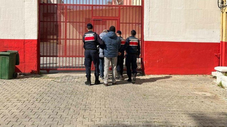 Aydın'da FETÖ üyesi firari 2 hükümlü yakalandı