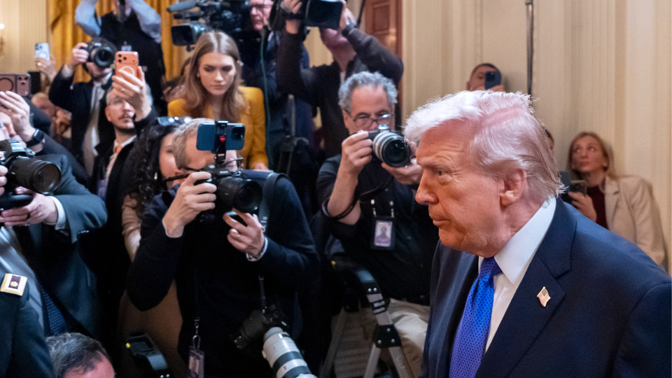 Trump: İran konuşmak istedi, "Çok geç" dedim