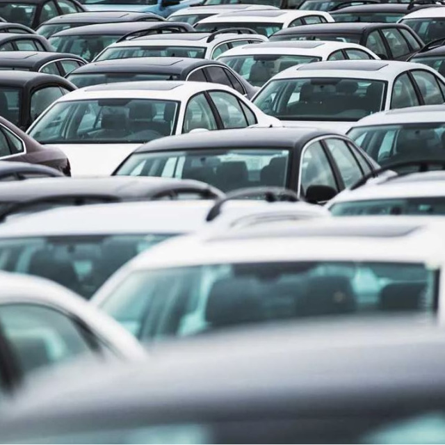 Oto satışlarında hafif yükseliş