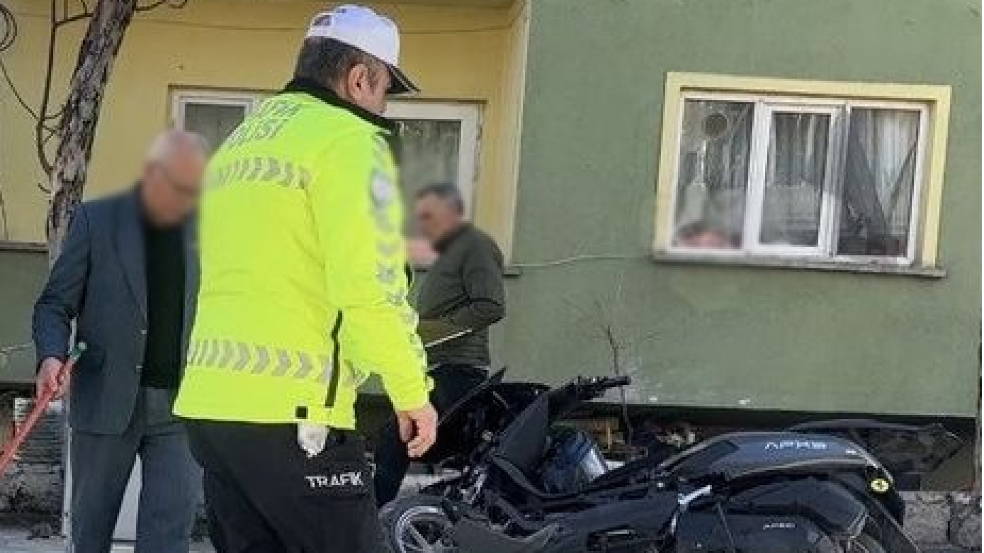 Burdur'da Polisten Kaçan Motosikletli Kaza Yaparak Hayatını Kaybetti