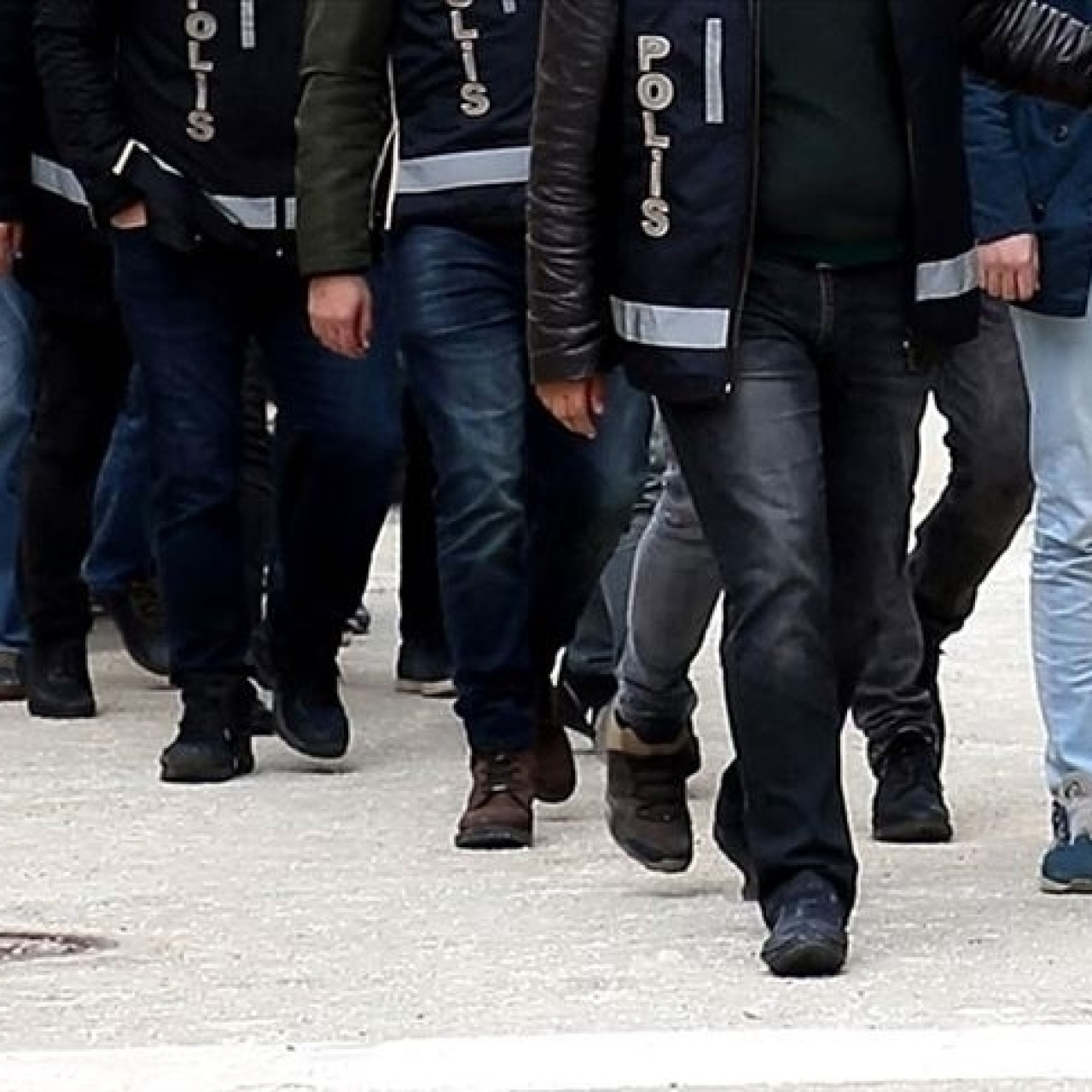 FETÖ operasyonu: 3 gözaltı kararı