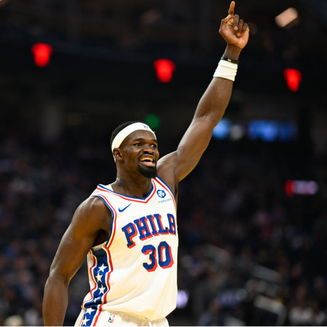 Adem Bona'nın 6 sayı, 6 ribaundu yetmedi