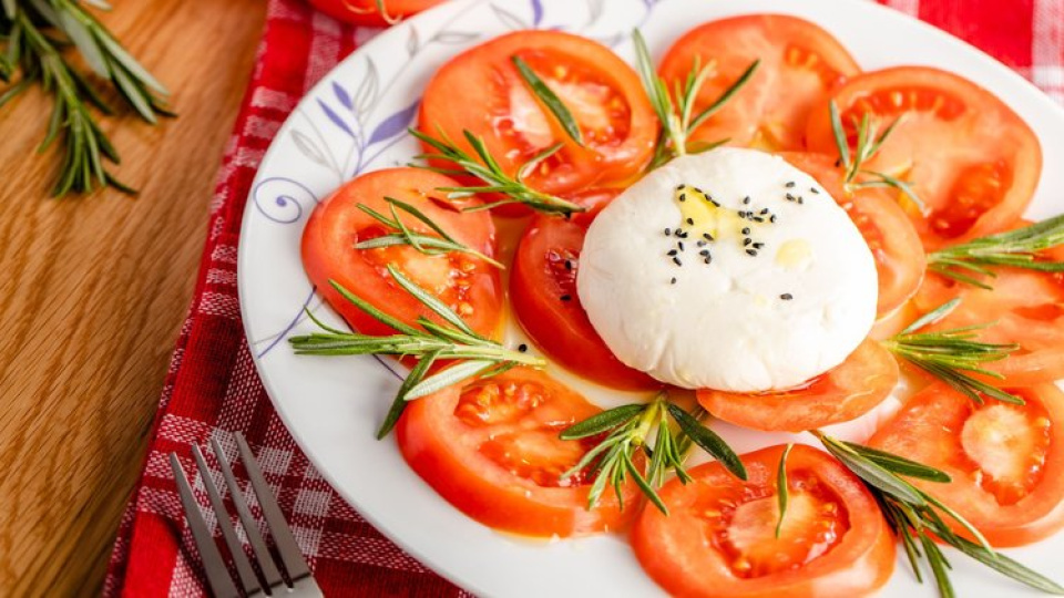 Evde mozzarella peyniri nasıl yapılır?