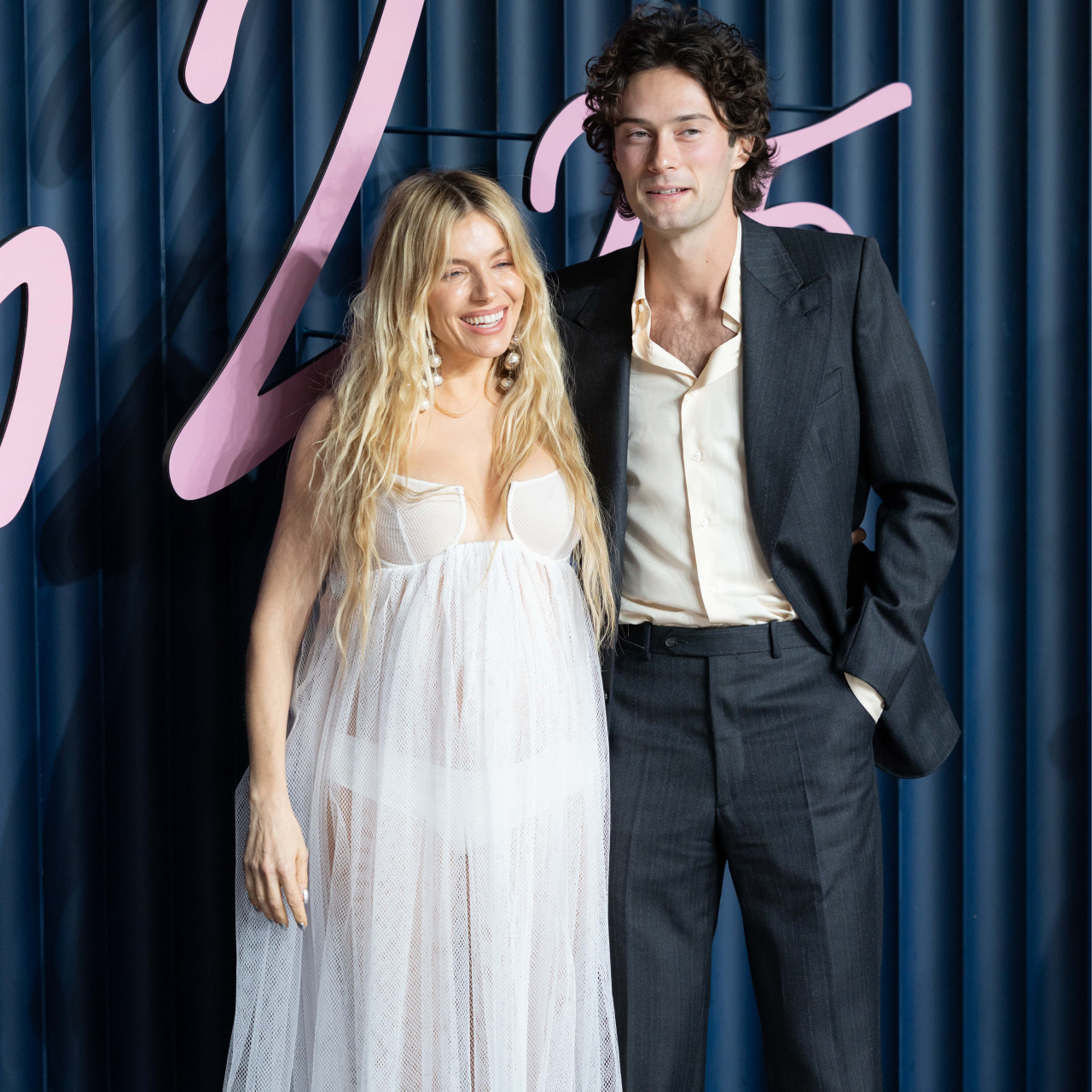 "Yaşlı kadın genç erkek fetişi bitsin"