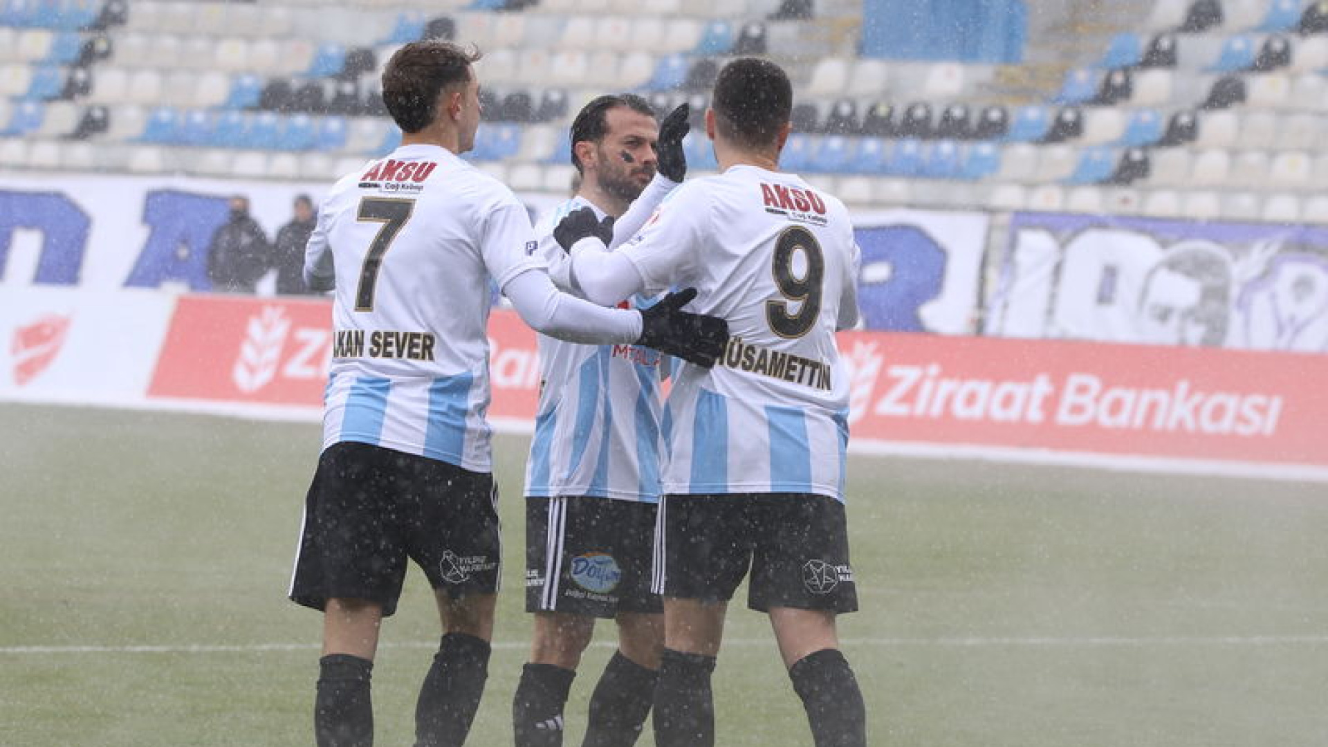 Erzurumspor FK, Ziraat Türkiye Kupası'nda Keçiörengücü'nü 4-2 Mağlup Etti