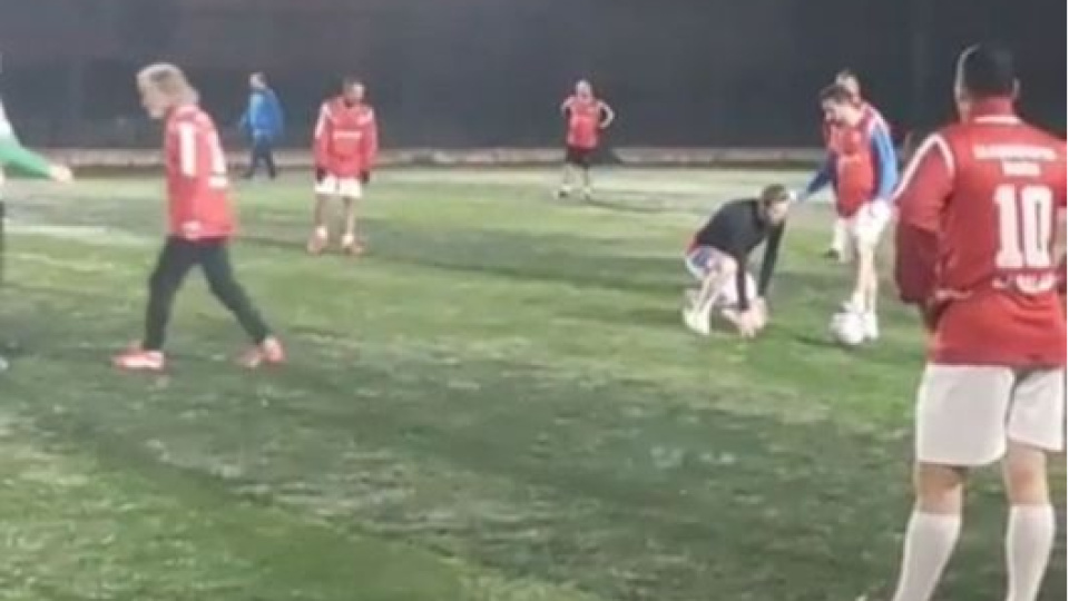 Halı sahada kalp krizi geçirip, öldü