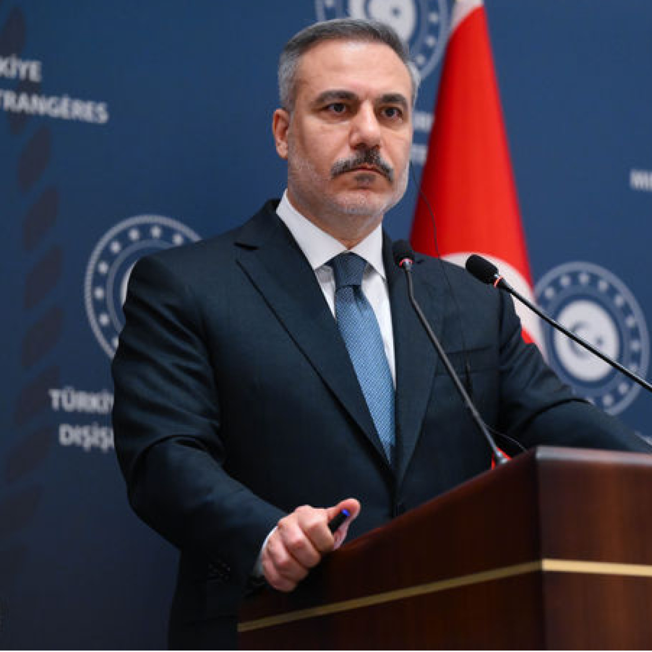 Bakan Fidan'dan diplomasi trafiği