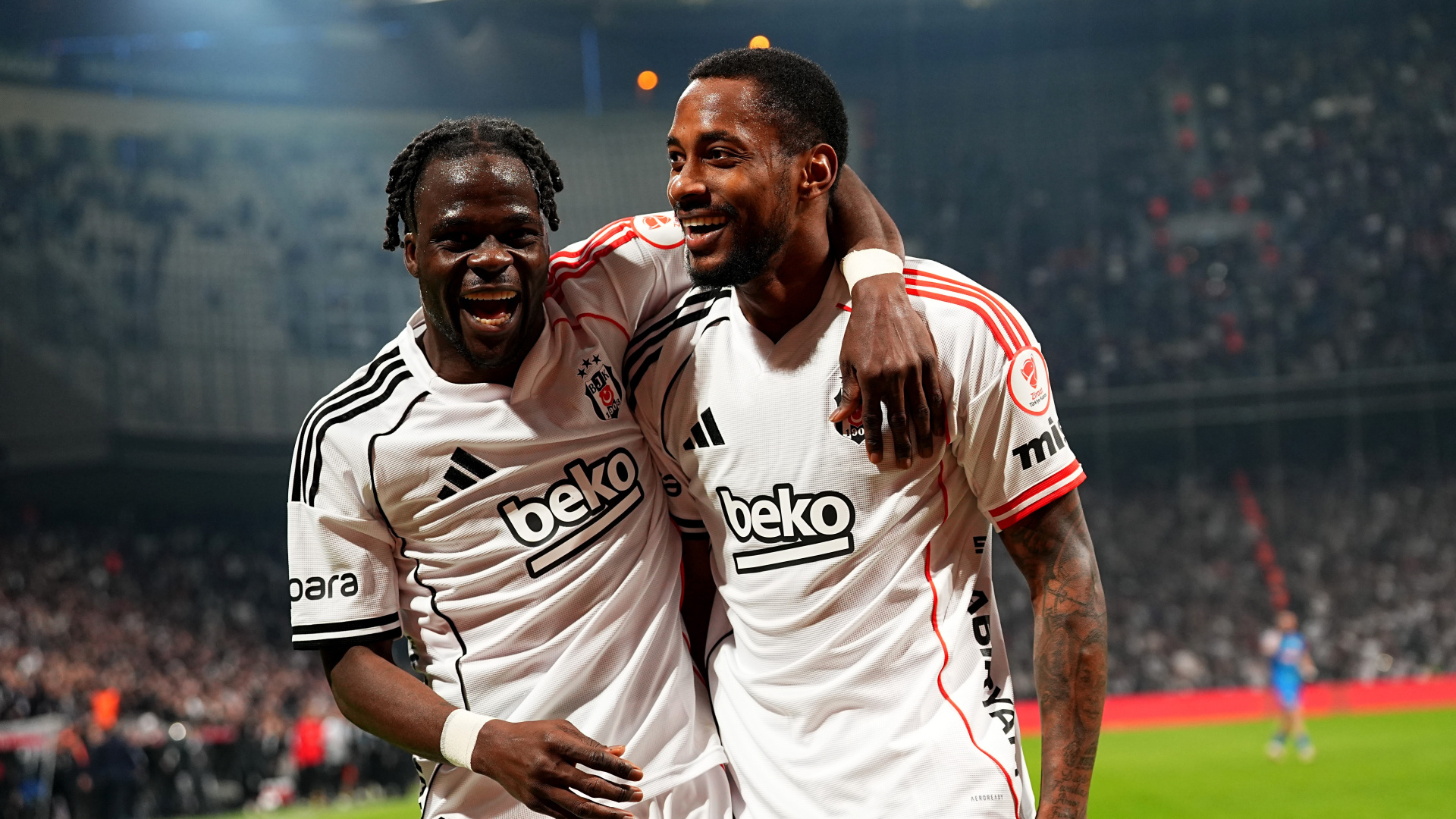 Beşiktaş, Türkiye Kupası'nda Çaykur Rizespor'u Konuk Ediyor: Grup Liderliği Hedefi