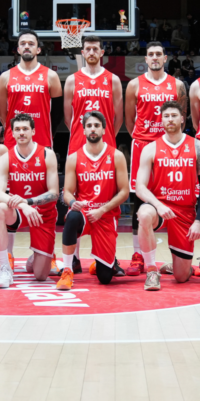 12 Dev Adam "güç sıralamasında" zirvede!