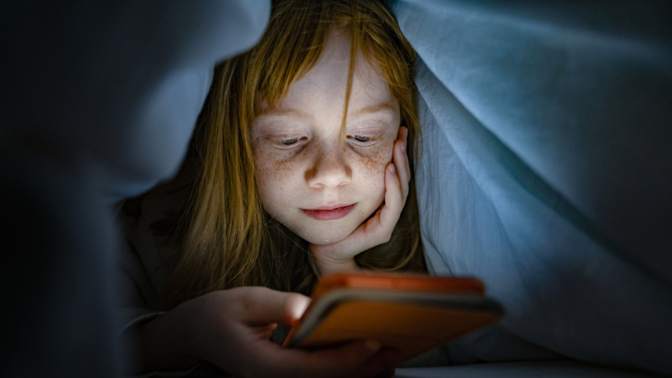 Mavi ışık sağlığımızı nasıl etkiliyor?