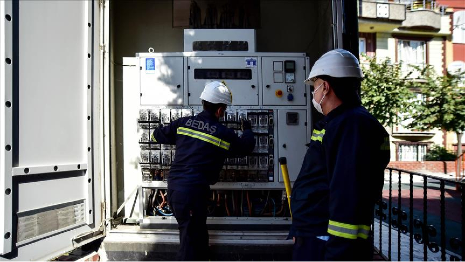 Bugün İstanbul'un 22 ilçesinde elektrik yok! 5 Mart 2026 Perşembe İstanbul'da elektrik kesintisi yaşanacak ilçeler listesi