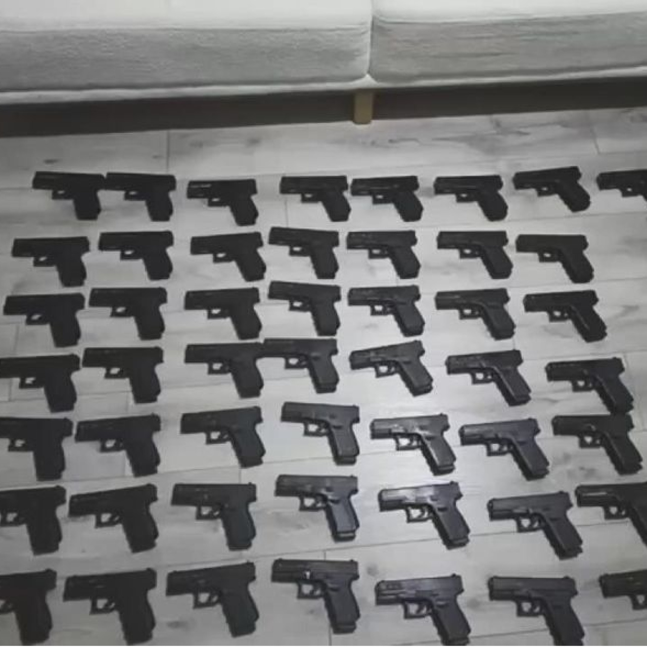 Ev ve araçtan cephanelik çıktı!