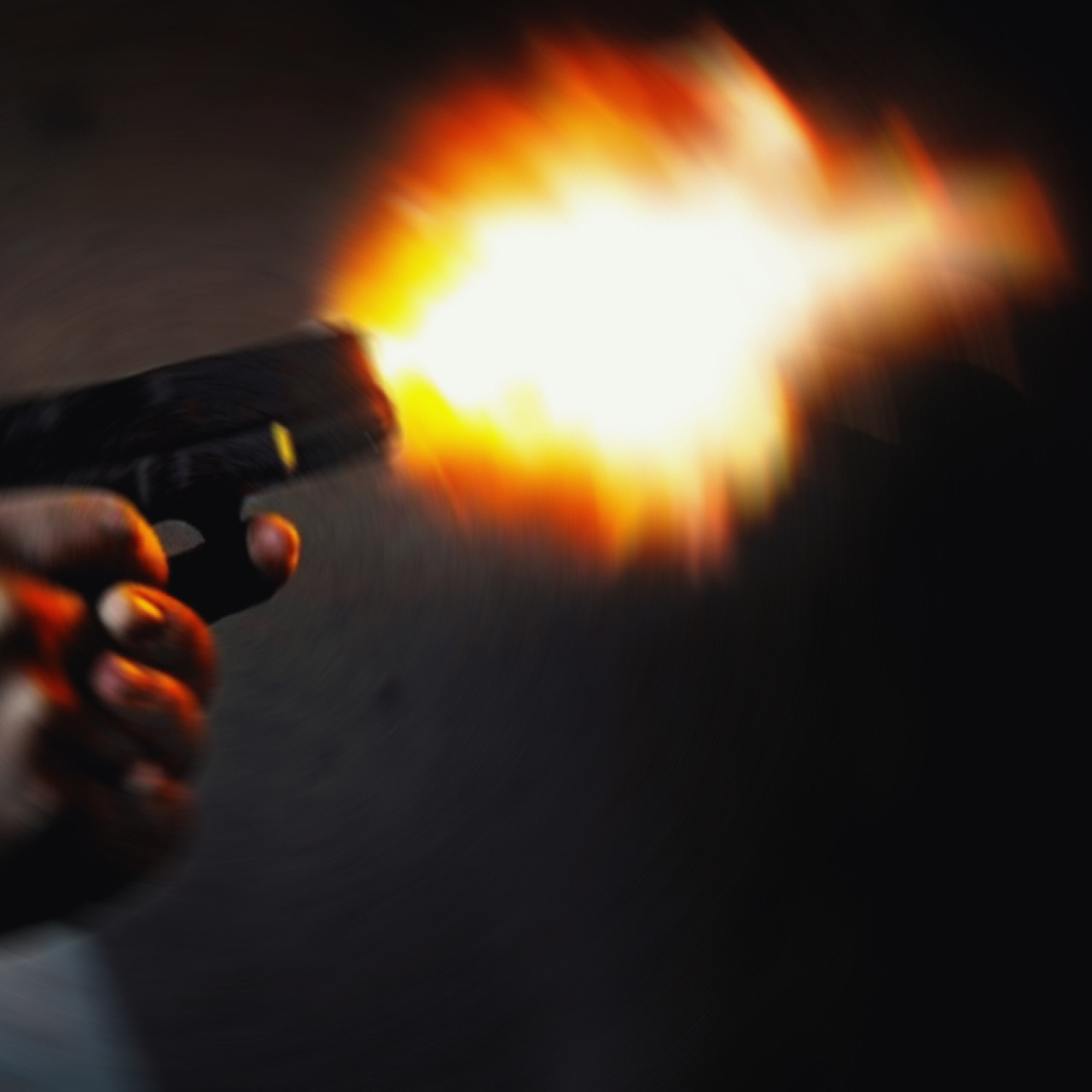 Evden çıkmayı reddeden kiracısını öldürdü!