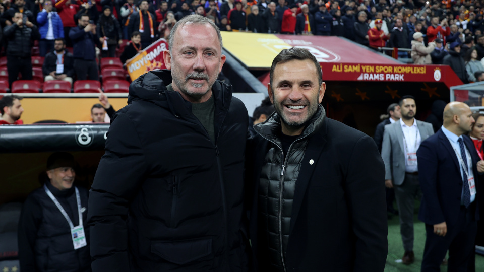 Sergen Yalçın, Okan Buruk'a karşı üstün