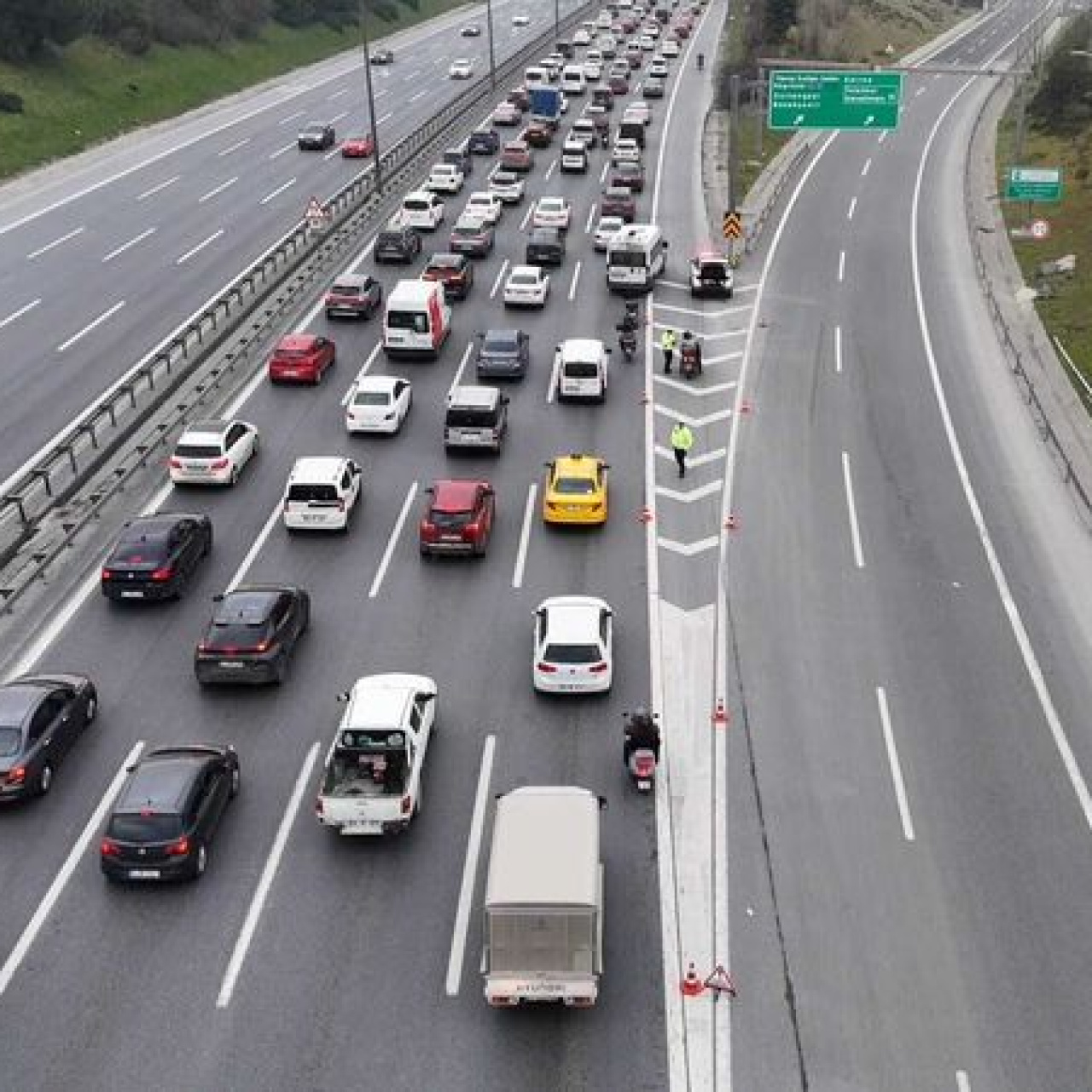 Eyüpsultan'da "kaynakçılara" dronlu takip