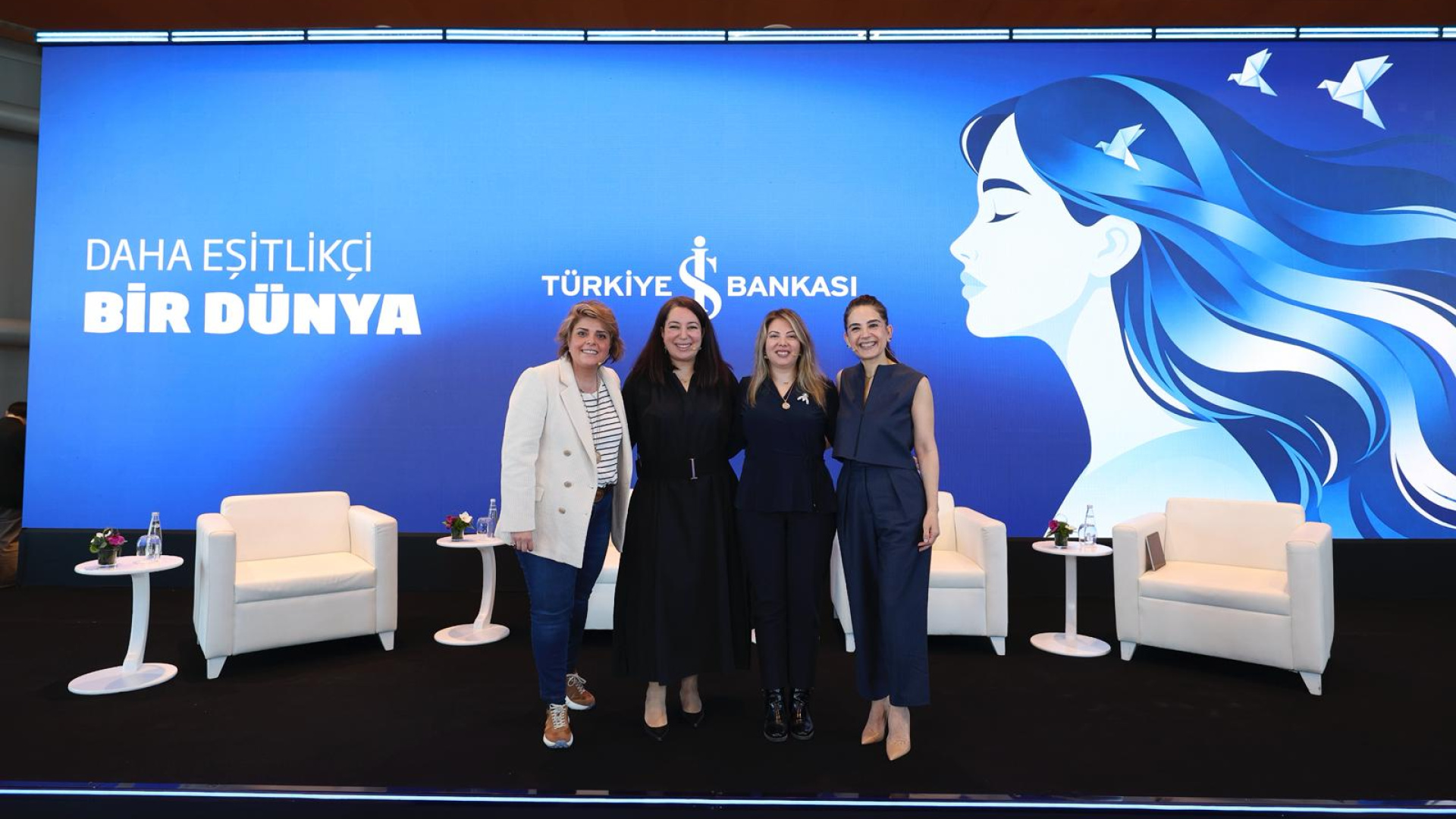 İlham Veren Kadınlar 'Daha Eşitlikçi Bir Dünya' İçin Türkiye İş Bankası'nda Buluştu