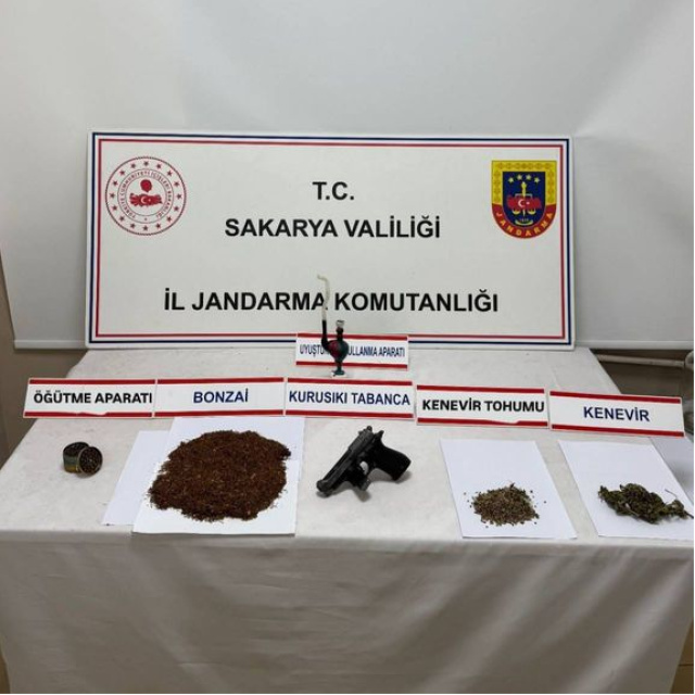 Sakarya'da uyuşturucu operasyonu: 2 tutuklama