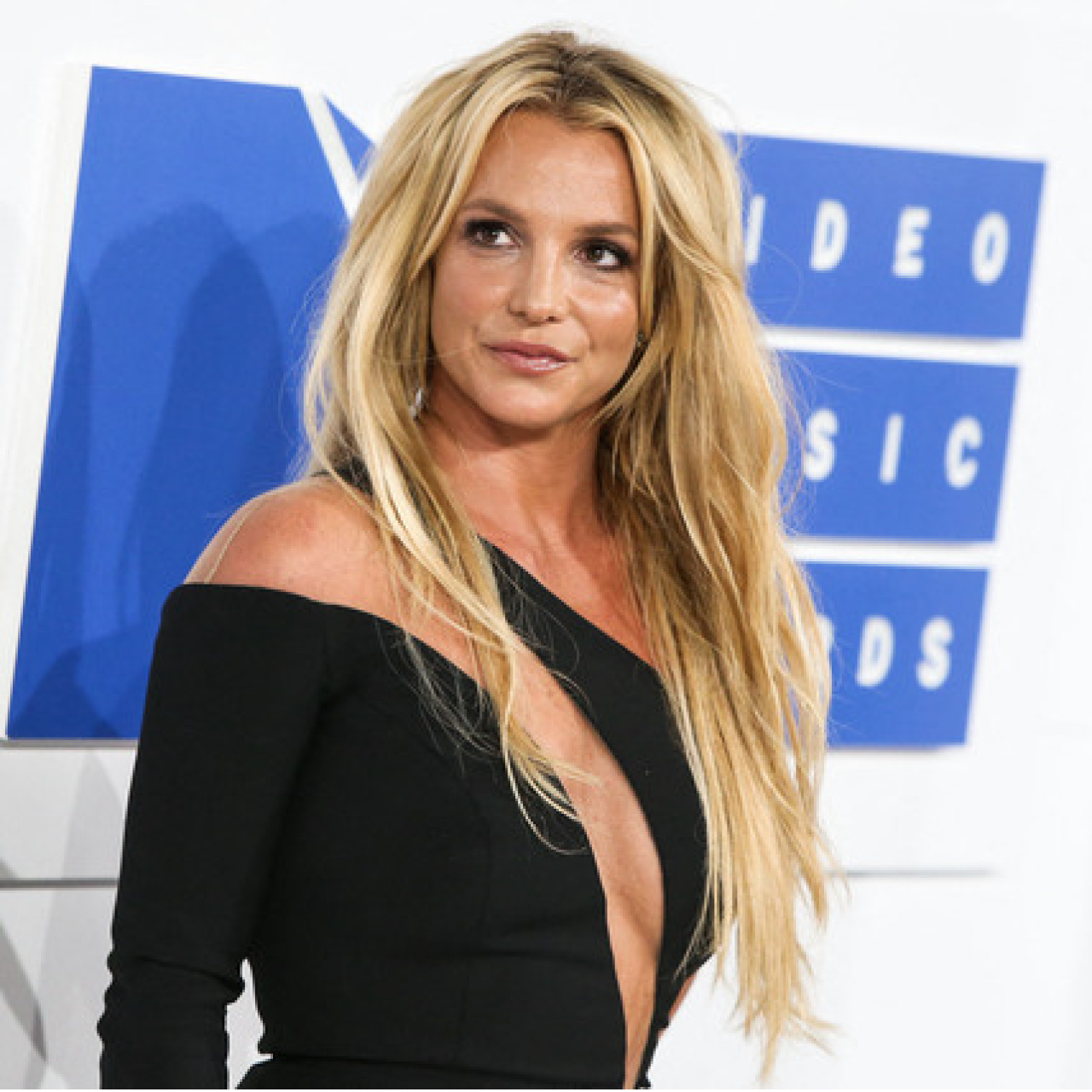 Britney Spears gözaltına alındı