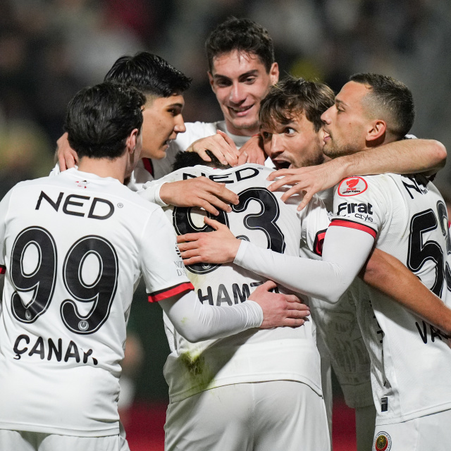 G.Birliği en iyi 3. olarak çeyrek finalde!