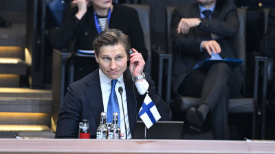 Finlandiya, nükleer silah ithalatına izin verecek