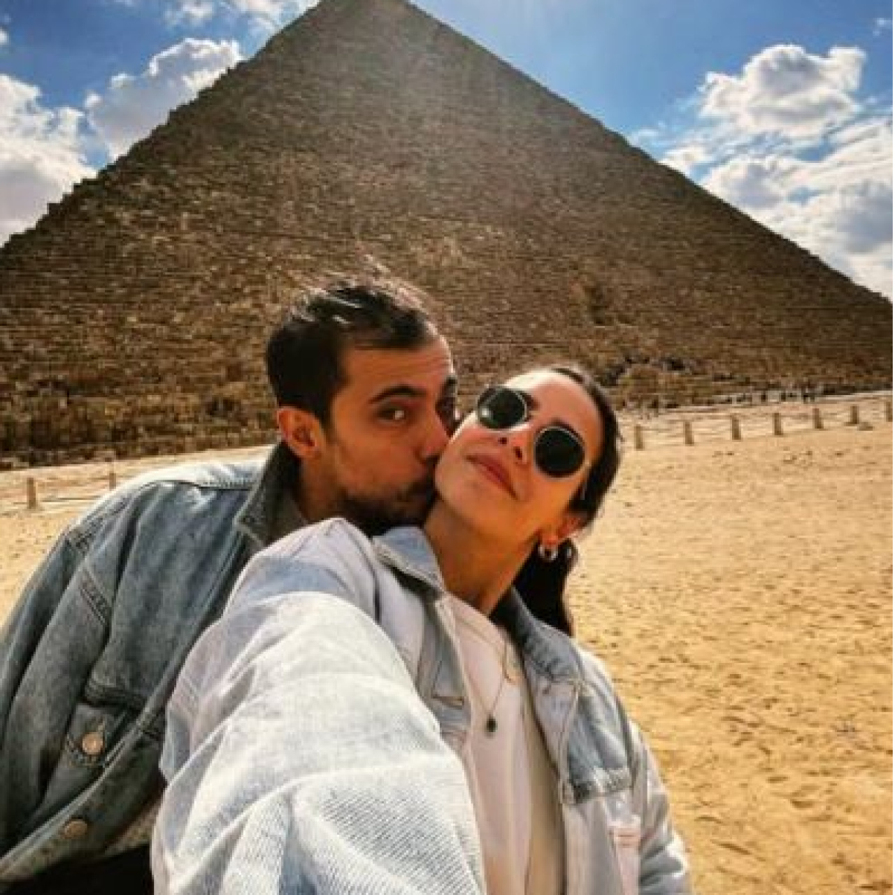 Evlenme teklifinde bulundu