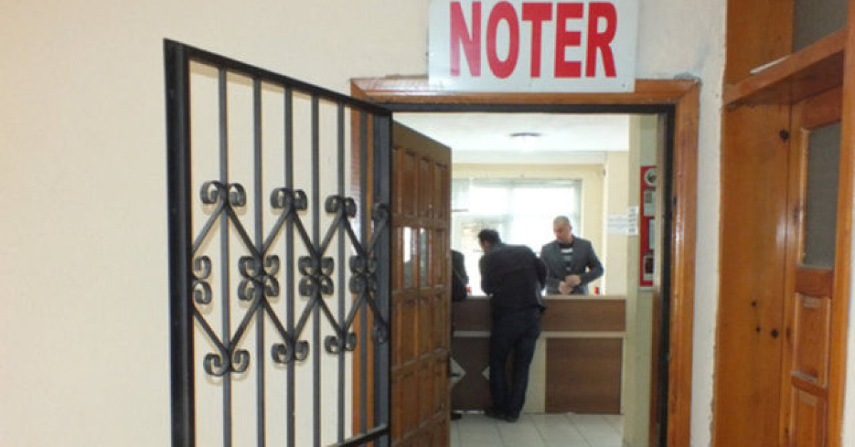Arefe Günü noter açık mı?