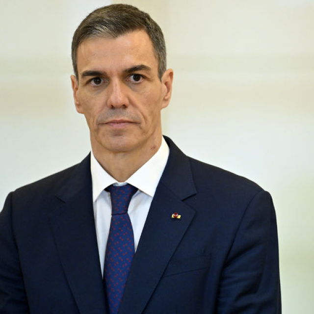 Sanchez'den Lübnan'a destek