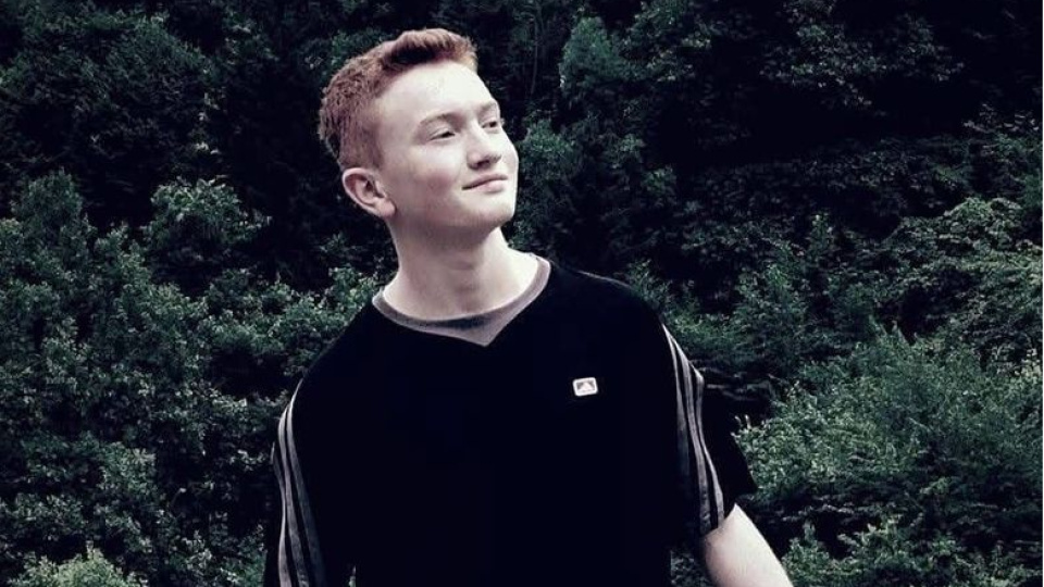 19 yaşında hayattan koptu