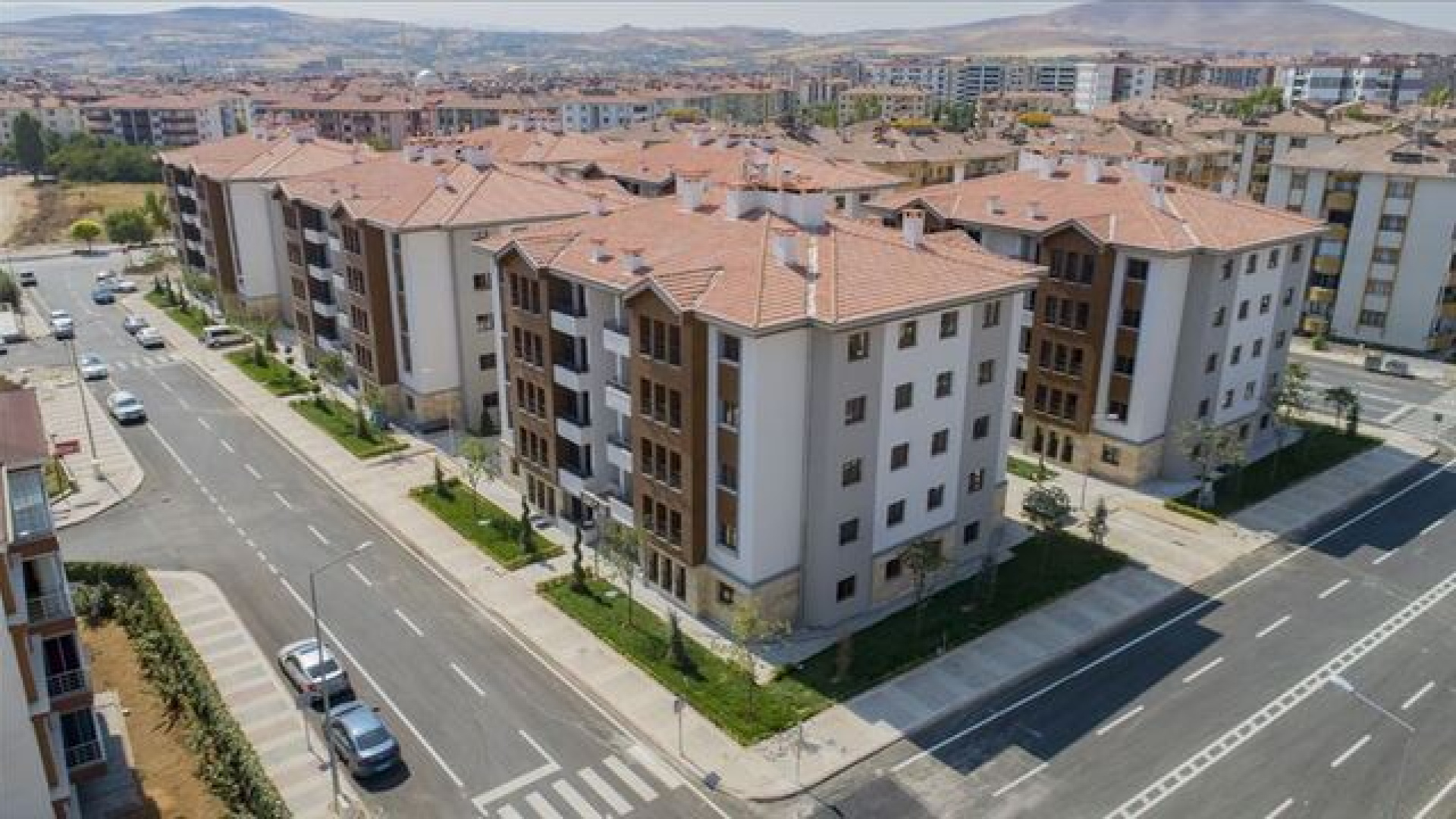 TOKİ Hatay Kura Çekilişi Bugün Yapılıyor: 13 Bin 289 Konutun Sahipleri Belli Oluyor