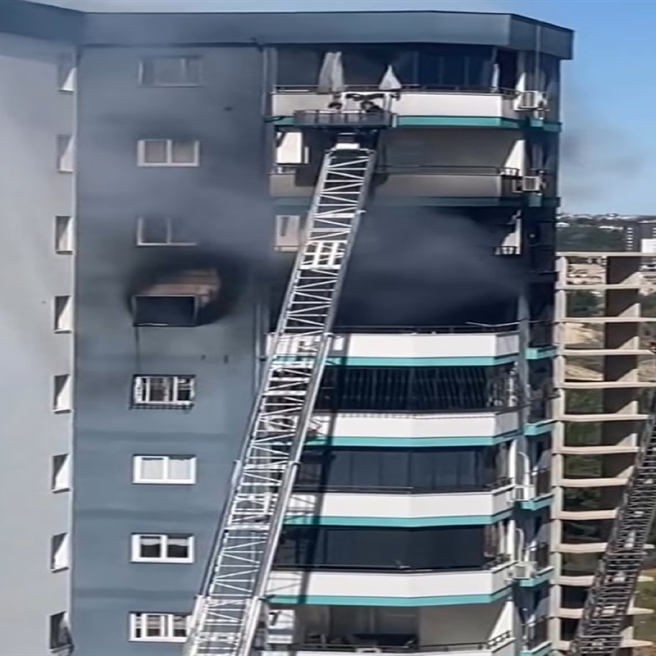 10.kattaki dehşetin sebebi komşu çıktı!