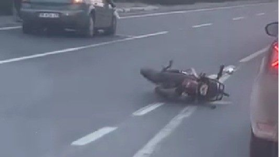 Motosikletli kadın can verdi