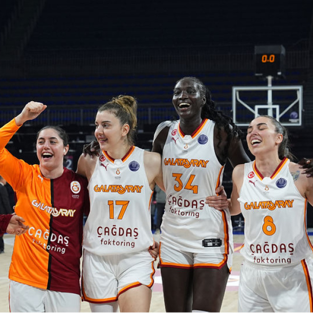 Galatasaray, Nesibe Aydın'ı farklı yendi!