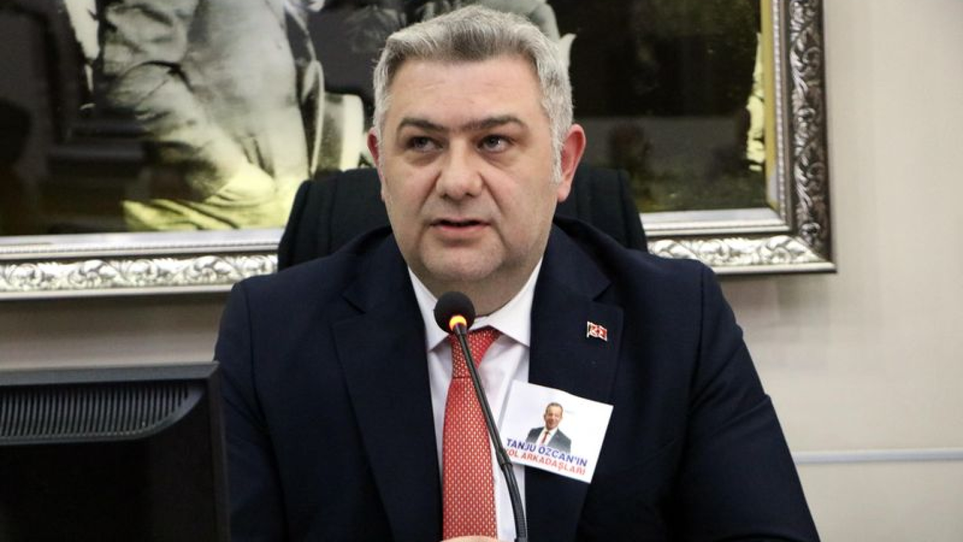 Bolu'da Belediye Başkanvekili Seçimi: CHP'li Mehmet Tuna Özcan Göreve Geldi