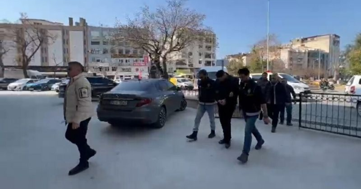 Aydın'da Arkadaşını Pompalı Tüfekle Öldüren Şüpheli Tutuklandı