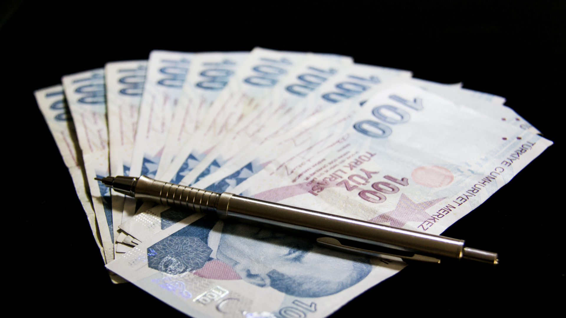 Hangi banka ne kadar faizle kredi veriyor? Faizsiz kredi veren bankalar listesi 2026