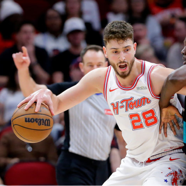 Alperen'in 28 sayısı galibiyeti getirdi