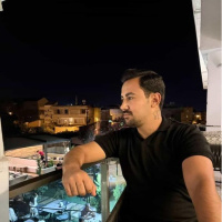 İsrail füzesi İran'da Türk TIR'ını vurdu! Hataylı şoför ağır yaralı!