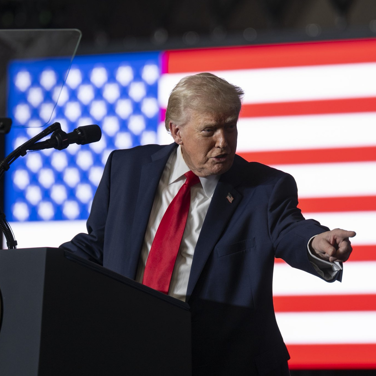 Trump: İran bugün çok sert vurulacak