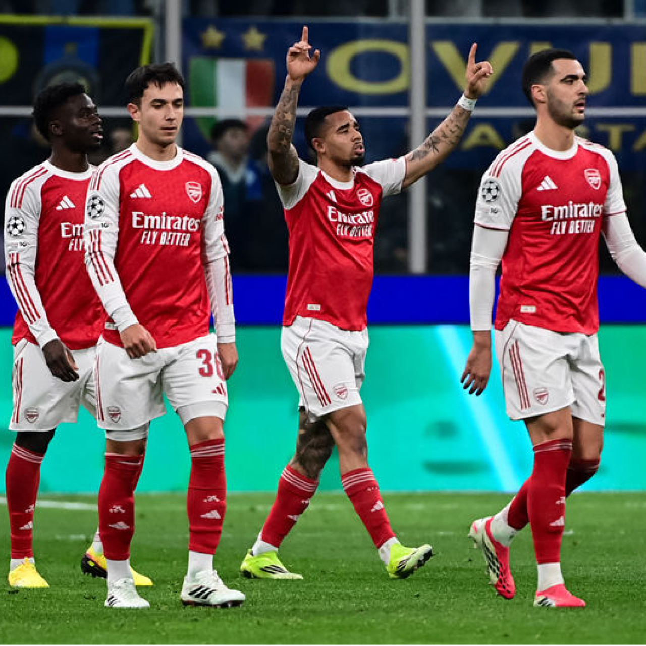 Arsenal, adını çeyrek finale yazdırdı!