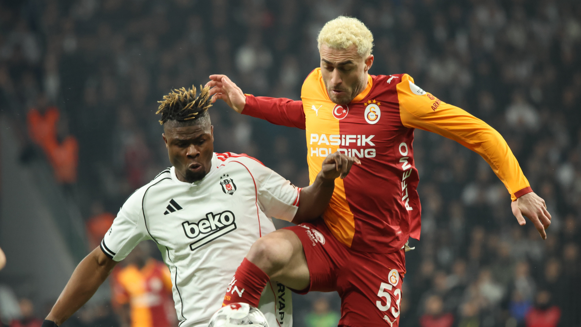 Sergen Yalçın Derbiye 4 Değişiklikle Çıktı! Beşiktaş'ta 5 Futbolcu İlk Kez Heyecan Yaşıyor