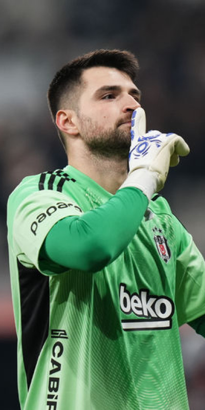 "VAR nasıl çağırmadı? Anlam veremiyorum"