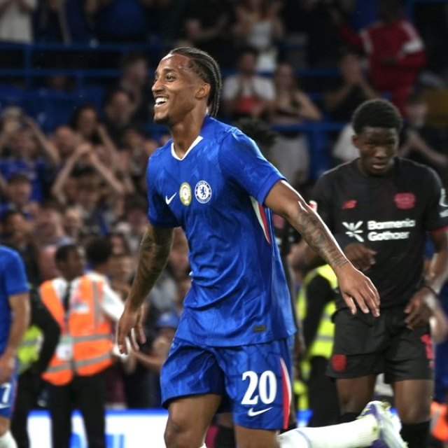 Chelsea uzatmalarda turladı!