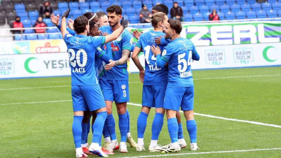 Rizespor tek attı 3 aldı!