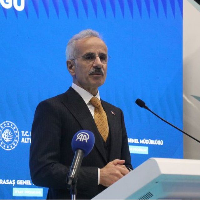 Türkiye ve Umman'dan bölgeden tahliyeler için ek uçak seferi işbirliği